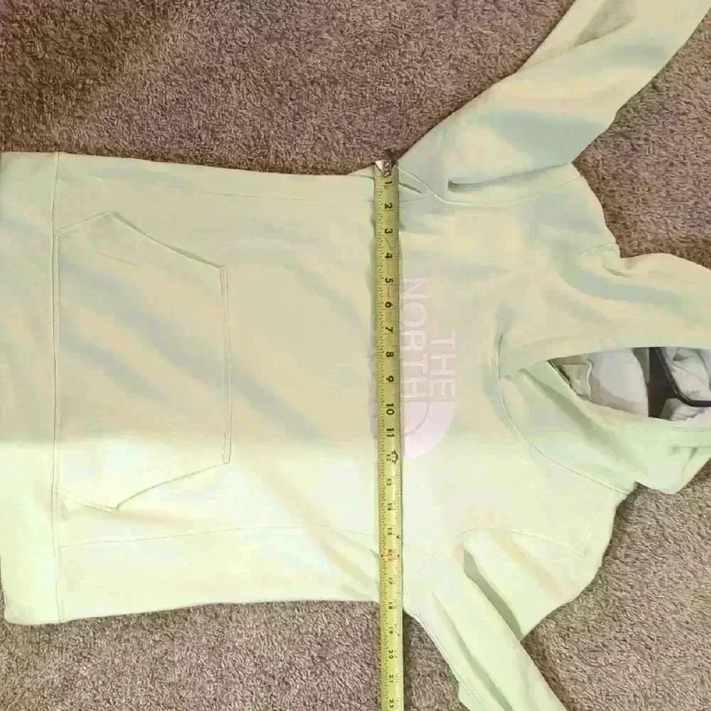 The North Face Yellow Collar Long Sleeve Sweatshirt, medium - Picture 8 of 9